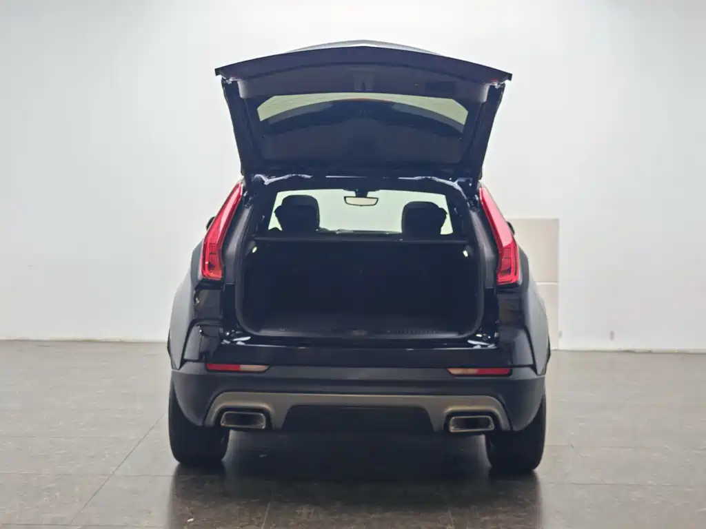 Cadillac XT4 2020 — фото 13
