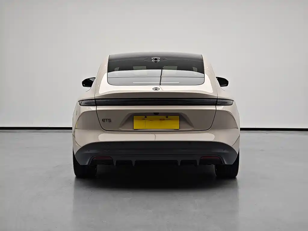 NIO ET5 2022