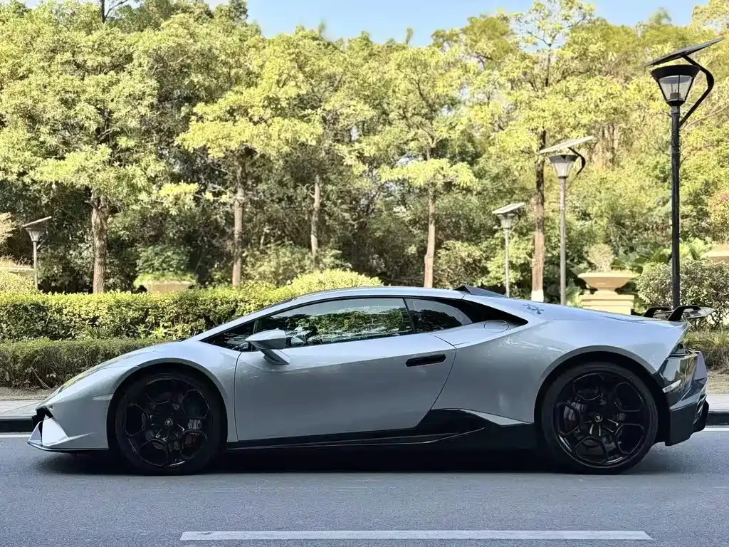 Lamborghini Huracán 2017 — фото 13