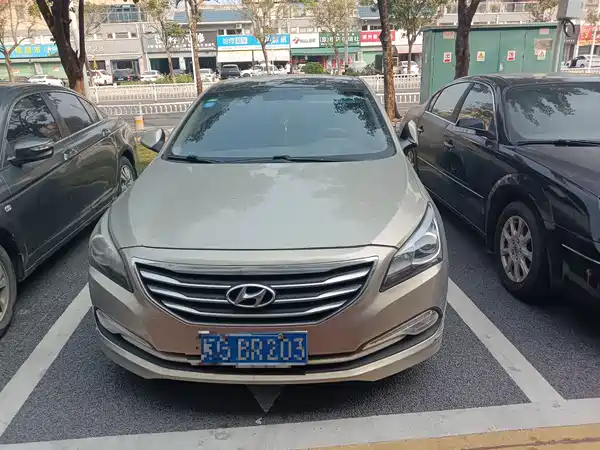Hyundai Mistra 2014