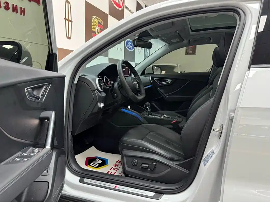 Audi Q2L 2022