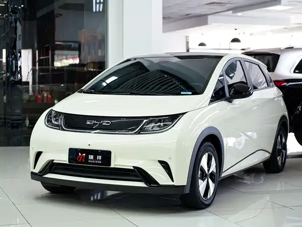 BYD Dolphin 2023