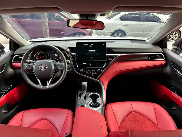 Toyota Camry 2023