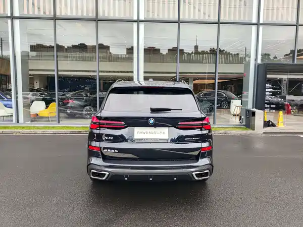 BMW X5 2025