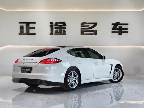 Porsche Panamera 2011