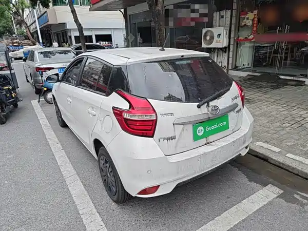 Toyota Yaris L 2017