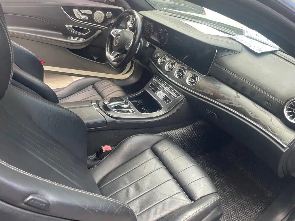Mercedes-Benz E-Class 2018 — фото 19