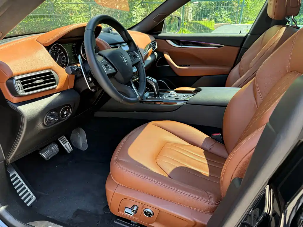 Maserati Levante 2022 — фото 11