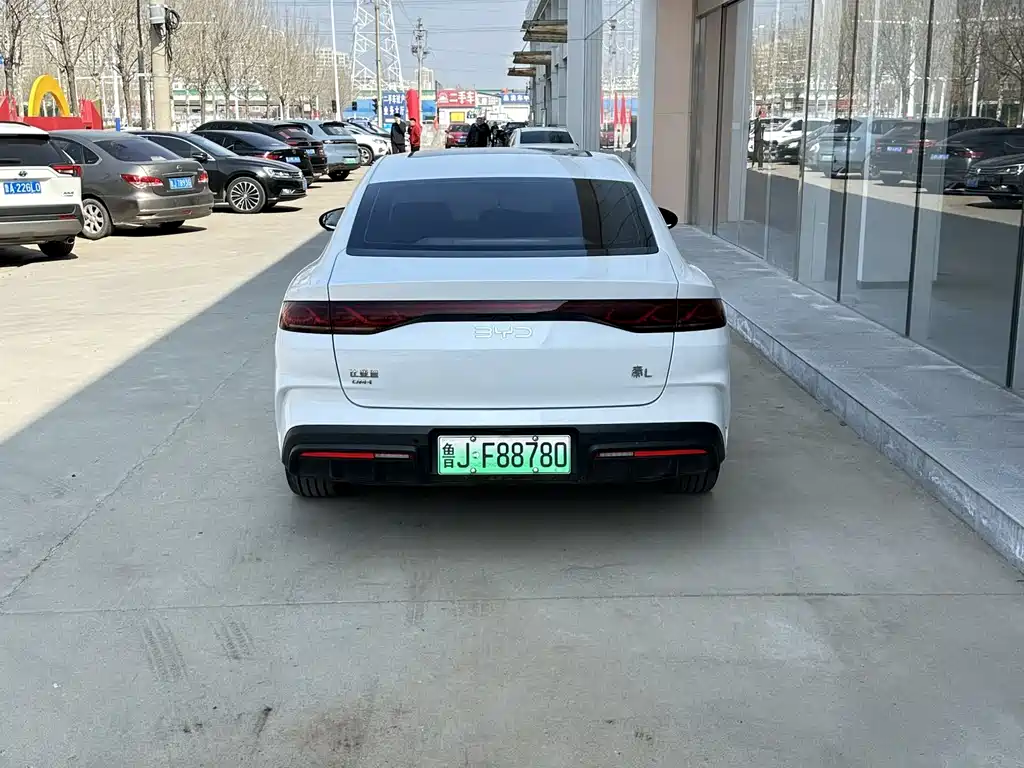 BYD Qin L 2024 — фото 5