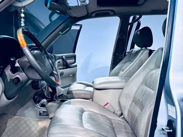 Lexus LX 2007