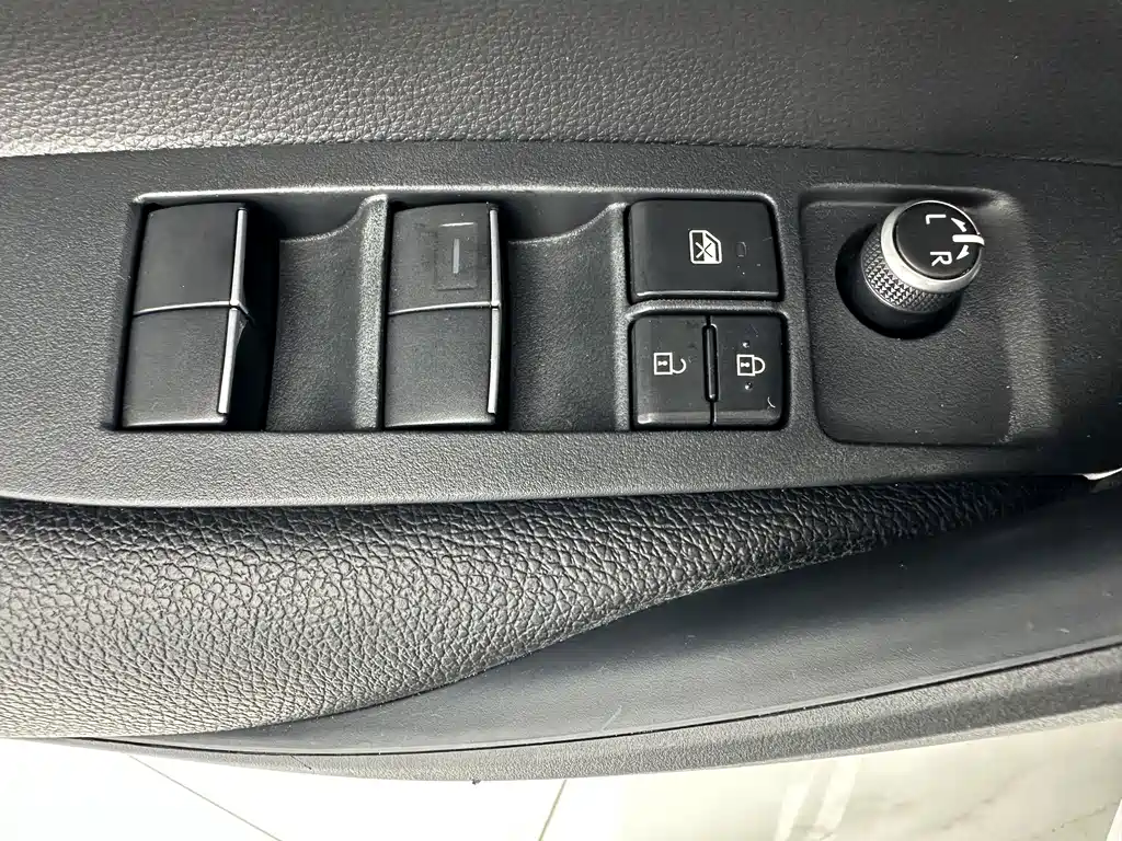Toyota Levin 2022 — фото 11