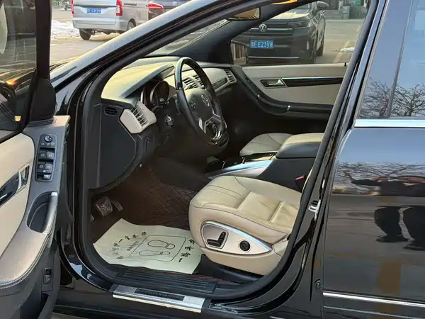 Mercedes-Benz R-Class 2015