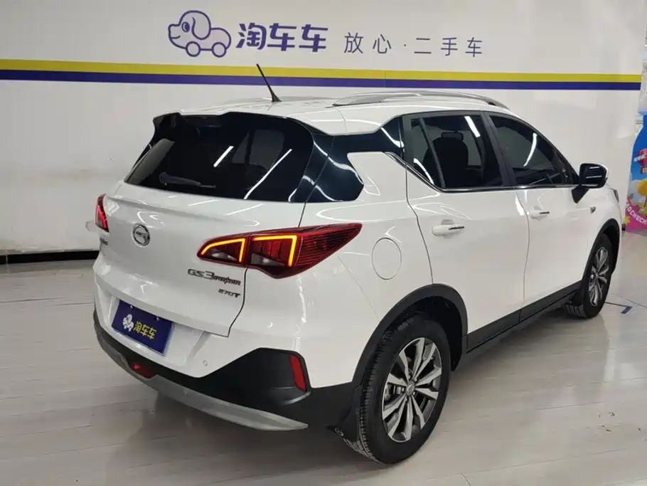 GAC Trumpchi GS3 2021 — фото 3