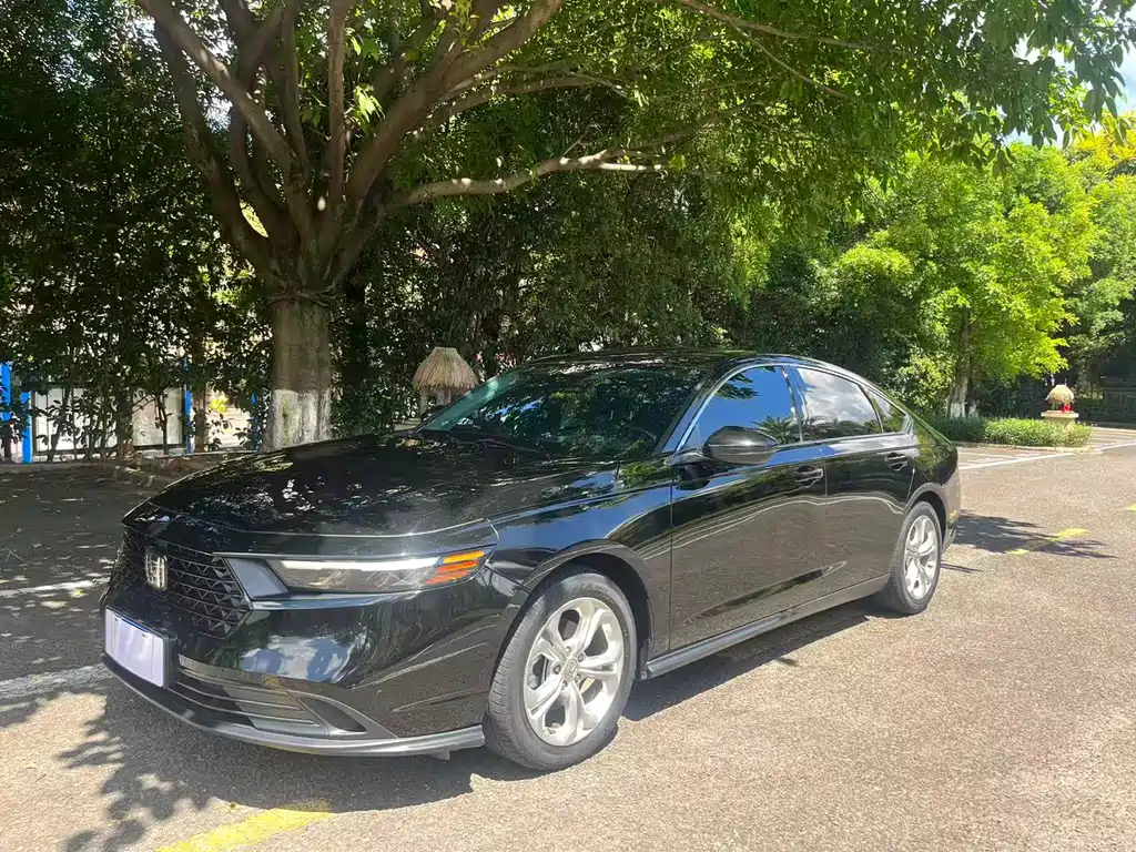 Honda Accord 2024 — фото 1