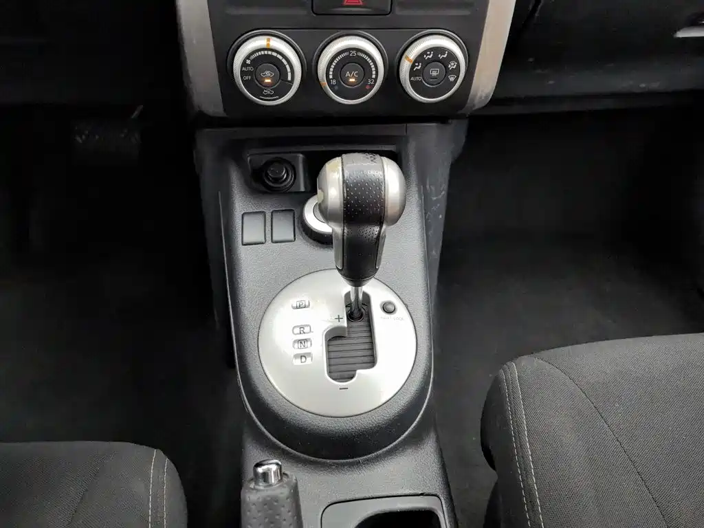 Dongfeng Fengdu MX6 2016 — фото 13