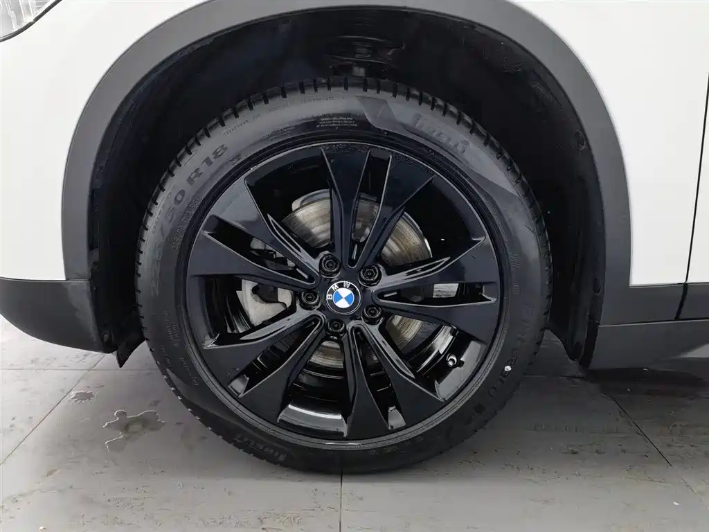 BMW X1 2021 — фото 17