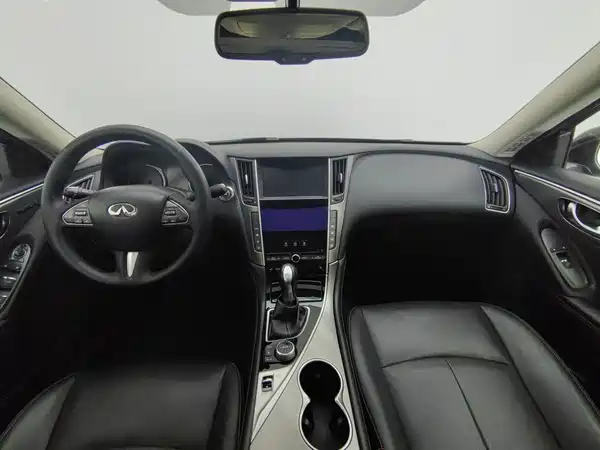 Infiniti Q50 2017
