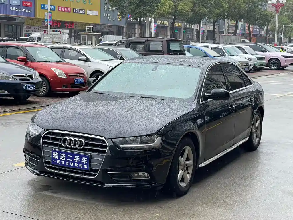 Audi A4L 2014
