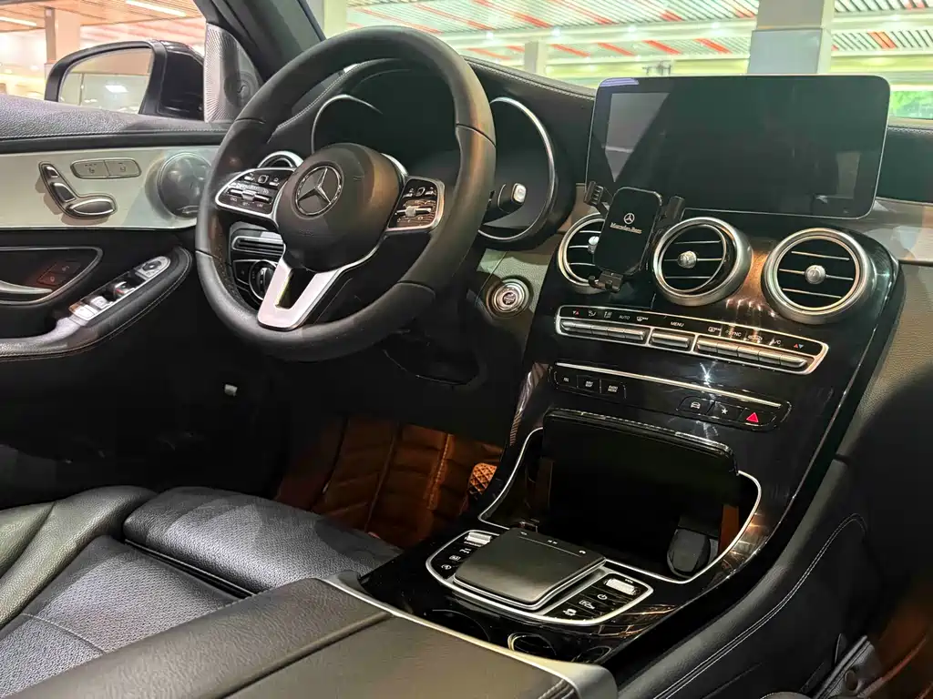 Mercedes-Benz GLC 2021 — фото 10