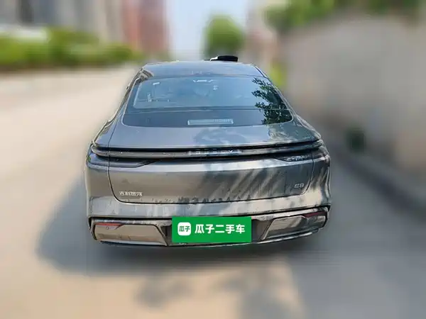 Geely Galaxy E8 2025