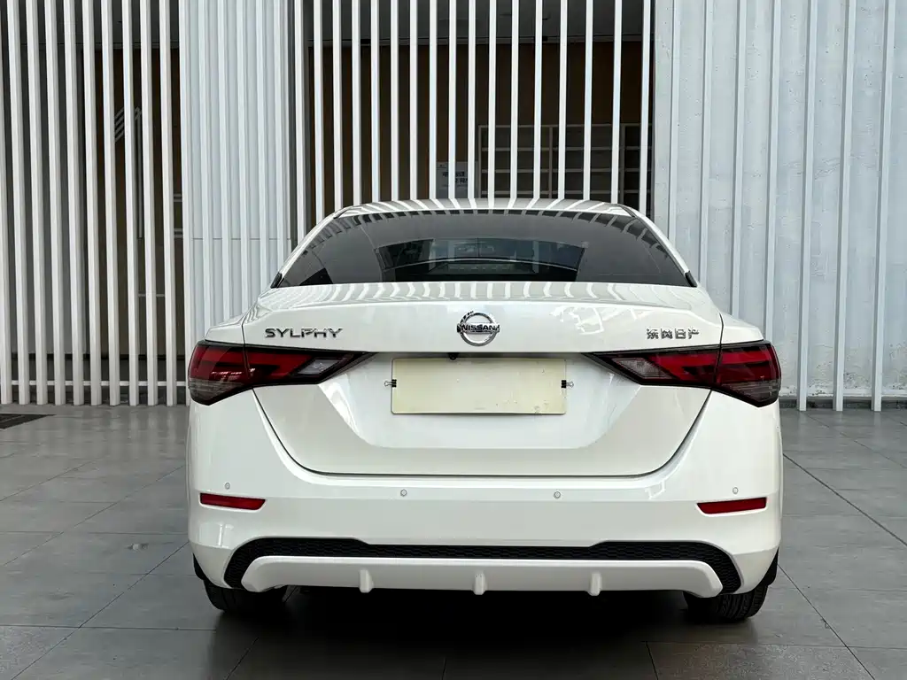 Nissan Sylphy 2022 — фото 15