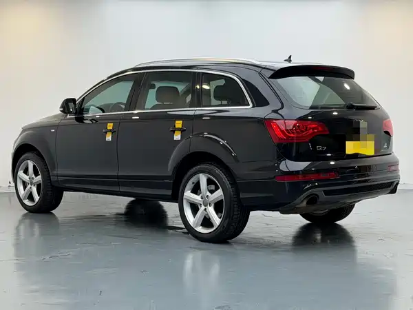 Audi Q7 2013