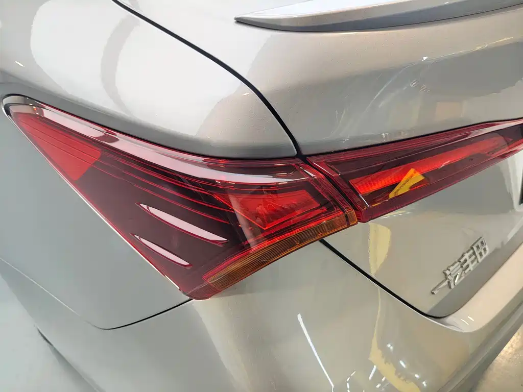 Toyota Avalon 2025 — фото 10