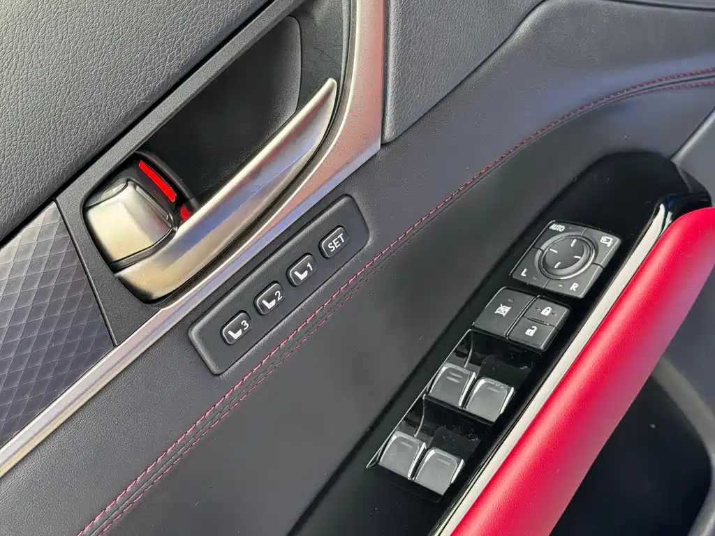 Lexus GS 2019 — фото 15