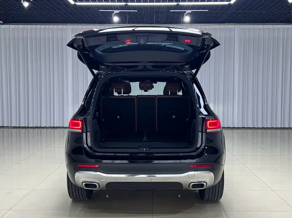 Mercedes-Benz GLB 2023 — фото 6