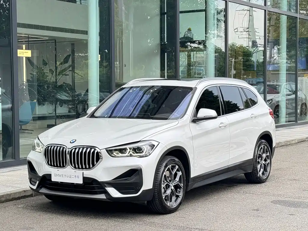 BMW X1 2021 — фото 1