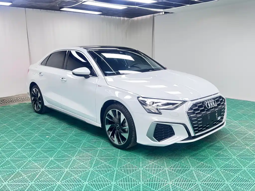 Audi A3 2022 — фото 3