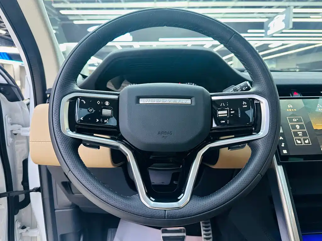Land Rover Discovery Sport 2024 — фото 15