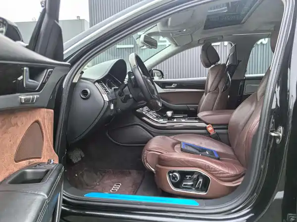 Audi A8 2013