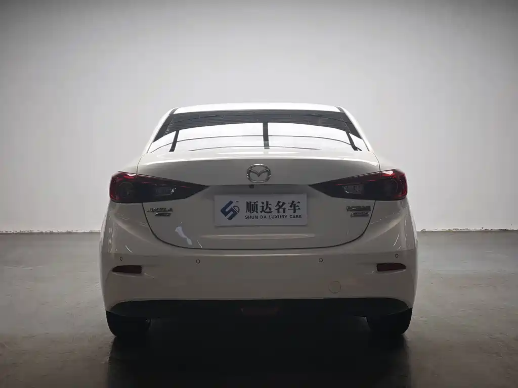 Mazda 3 Axela 2018