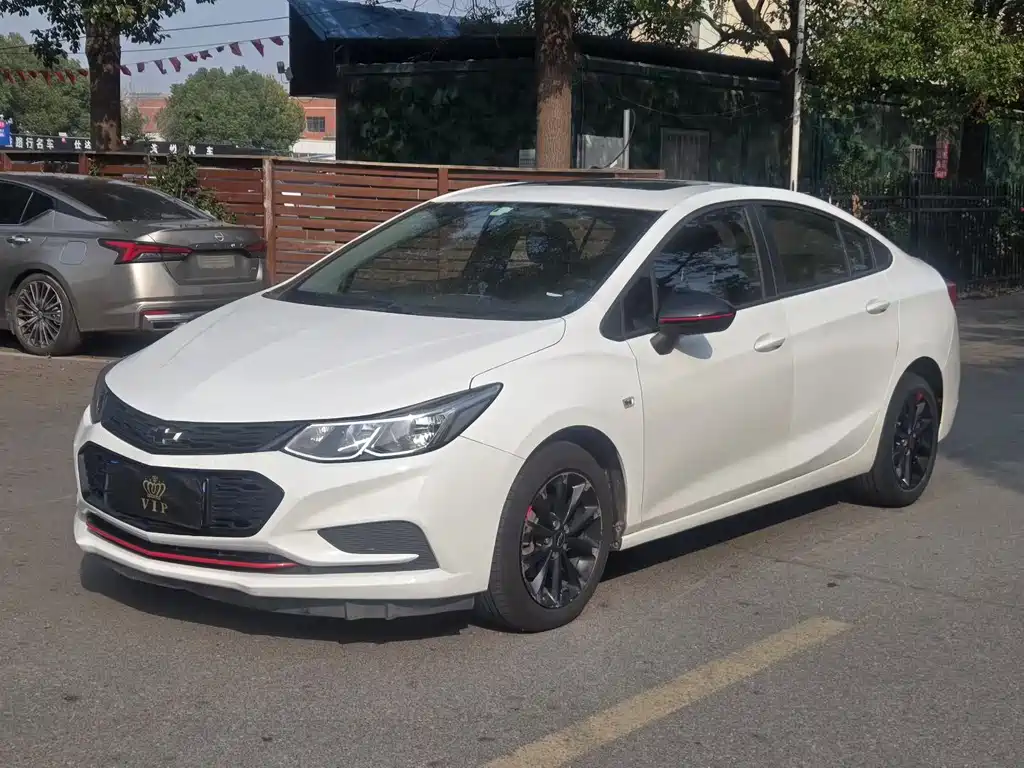 Chevrolet Cruze 2019 — фото 1