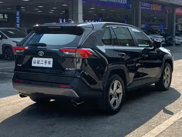 Toyota RAV4 2022