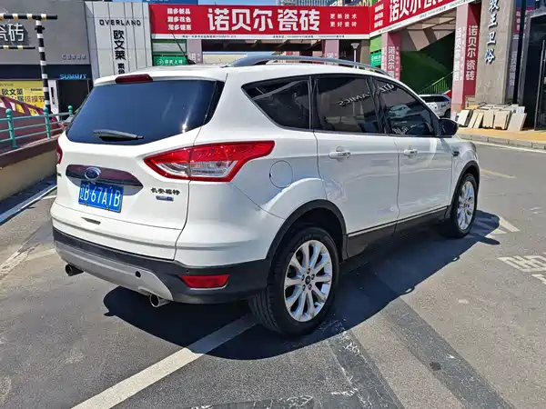 Ford Kuga 2013