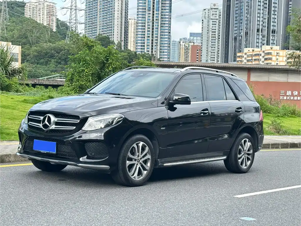 Mercedes-Benz GLE 2018 — фото 1