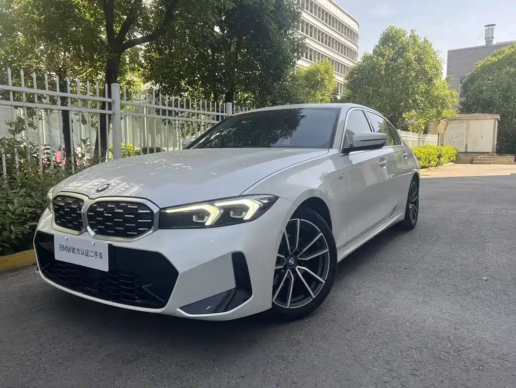 BMW 3 Series 2025