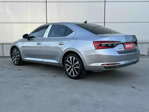 Skoda Superb 2024