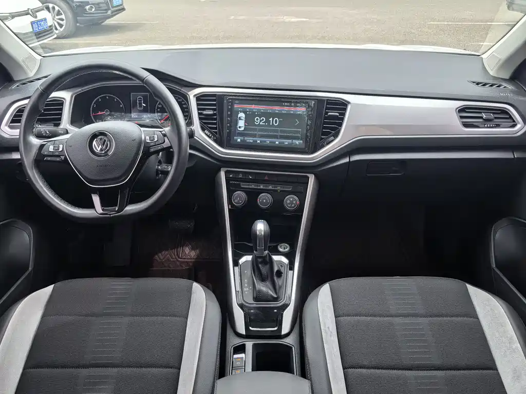 Volkswagen T-Roc 2021
