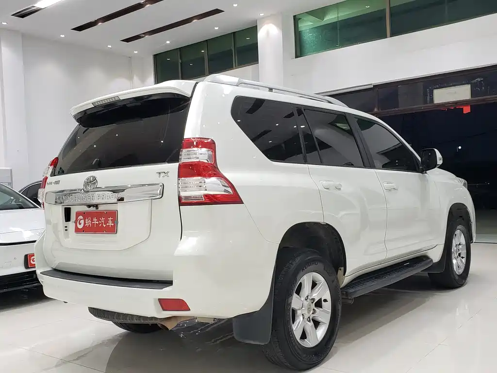 Toyota Prado 2017 — фото 10