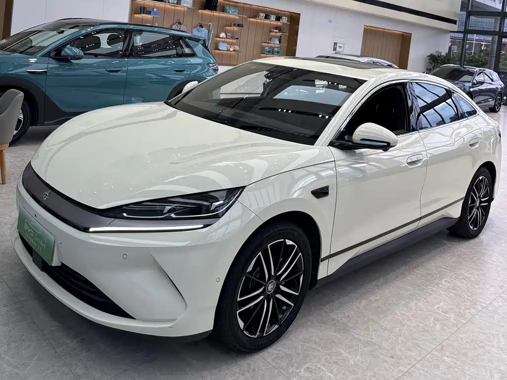 BYD Qin L 2025 — фото 1