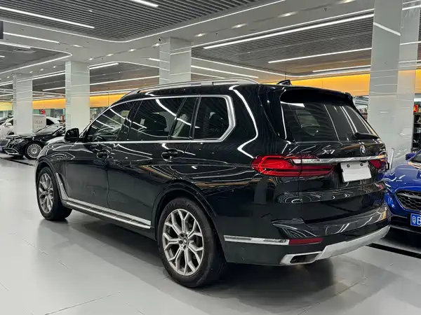 BMW X7 2020