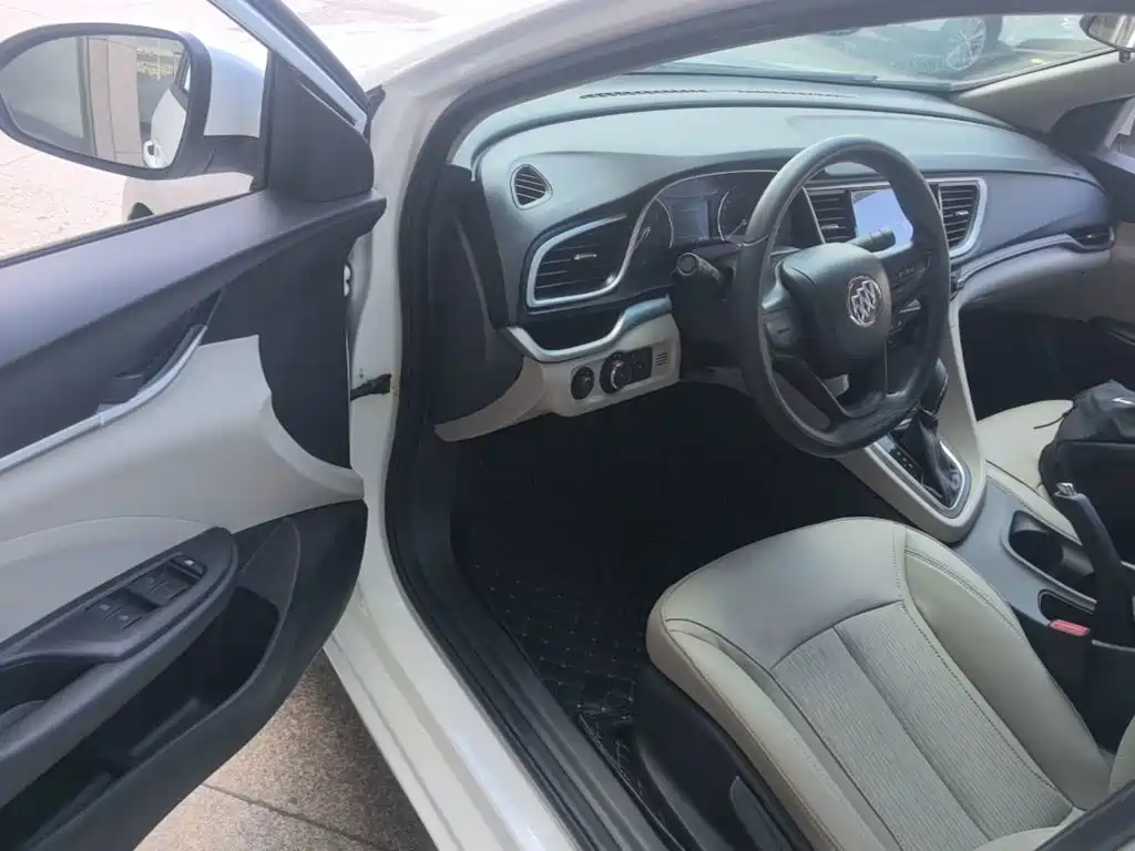 Buick Excelle GT 2017 — фото 16
