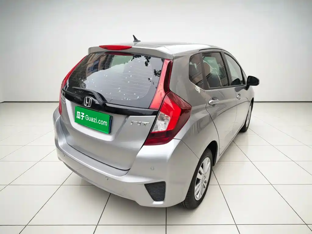 Honda Fit 2017 — фото 4
