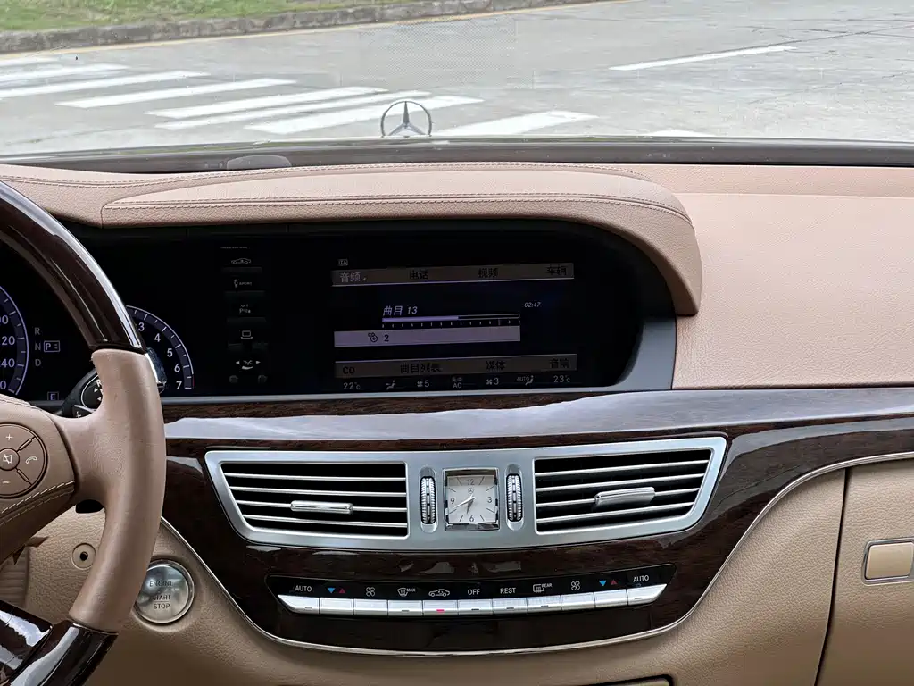 Mercedes-Benz S-Class 2013 — фото 17