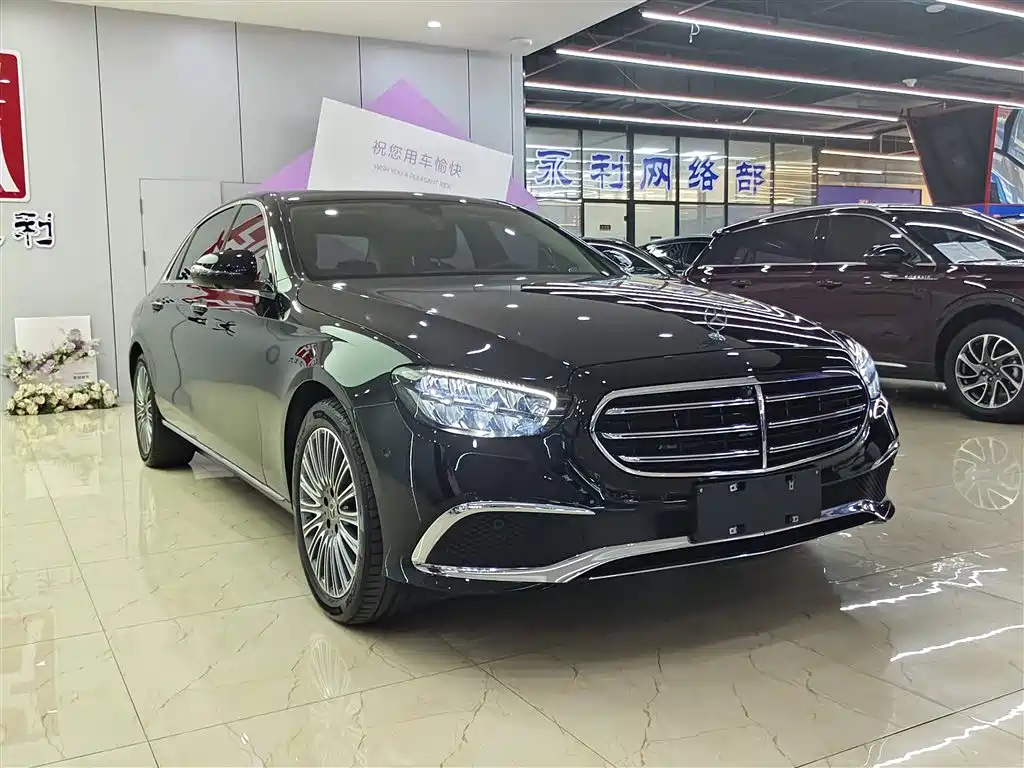 Mercedes-Benz E-Class 2023 — фото 3