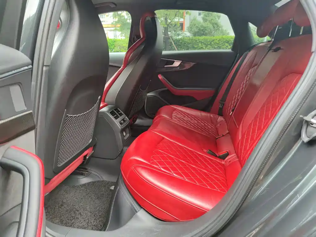Audi S4 2019