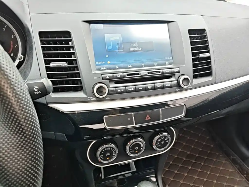 Mitsubishi Lancer EX 2018 — фото 13